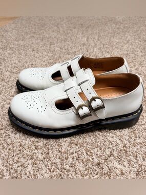 Dr. Martens Tan Leather Mary Jane Insole Detail